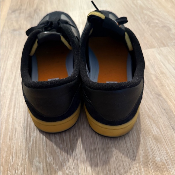 Nike SB FC Classic Black & Gum Skate Shoes size 11 - Picture 6 of 8